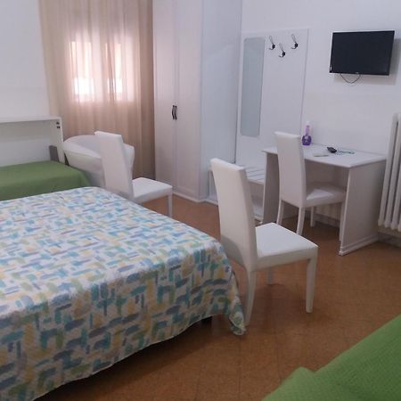 Hotel Costa Bari Buitenkant foto