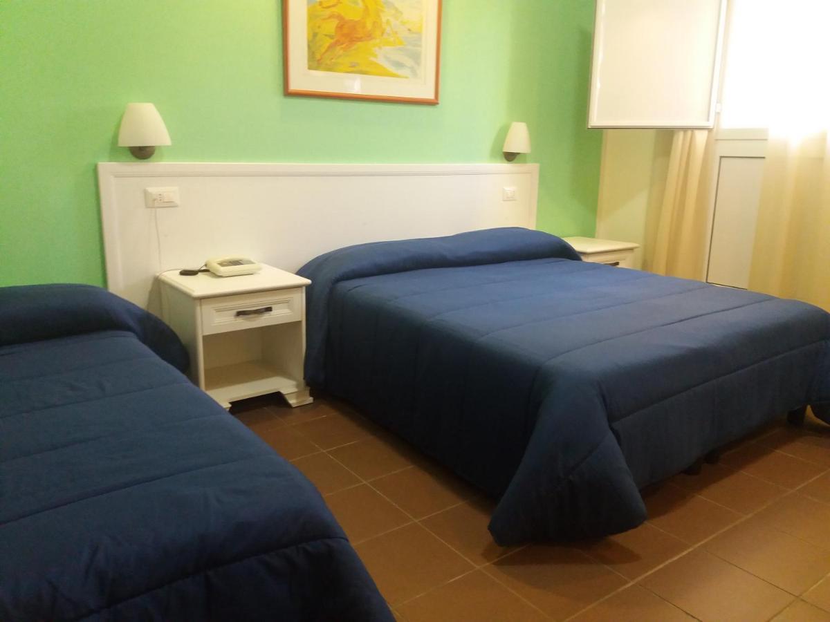 Hotel Costa Bari Buitenkant foto